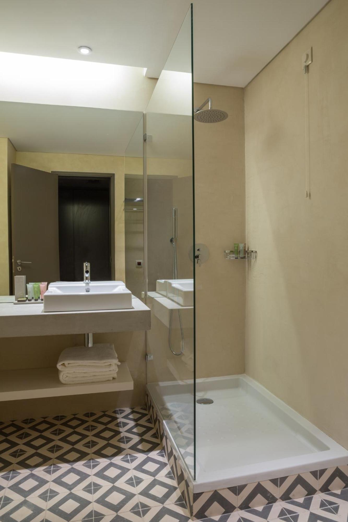 Superior Single Room,1715176361:JPEG